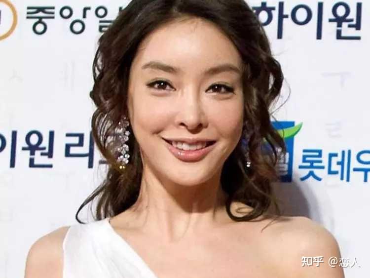 在韩国女星只是玩具，可随意玩弄！
